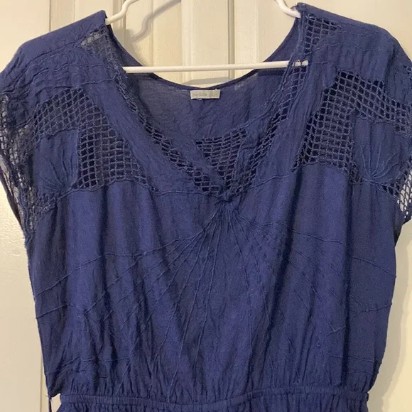 Tunic - Picture 2 of 6